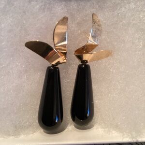 NABCO Onyx & 14K Gold unique and vintage teardrop Earrings, dangling, 1 1/2” L